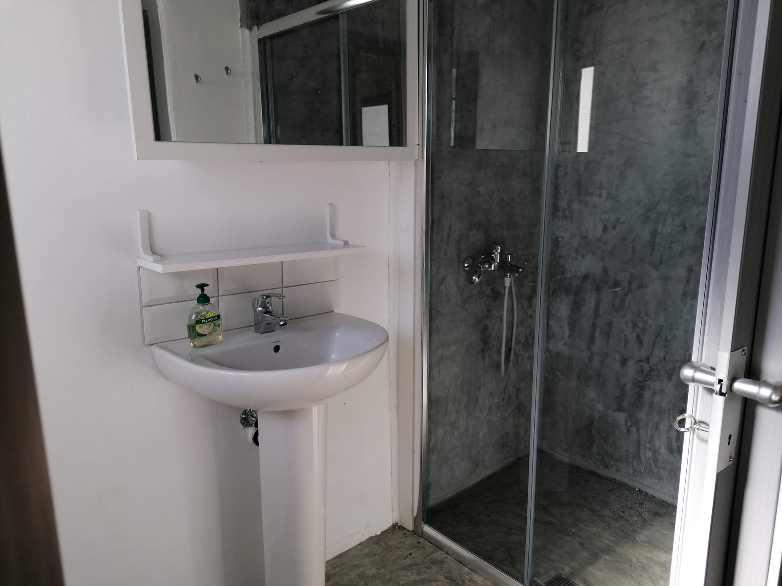 Bathroom photographed alongside L'Amoureux room